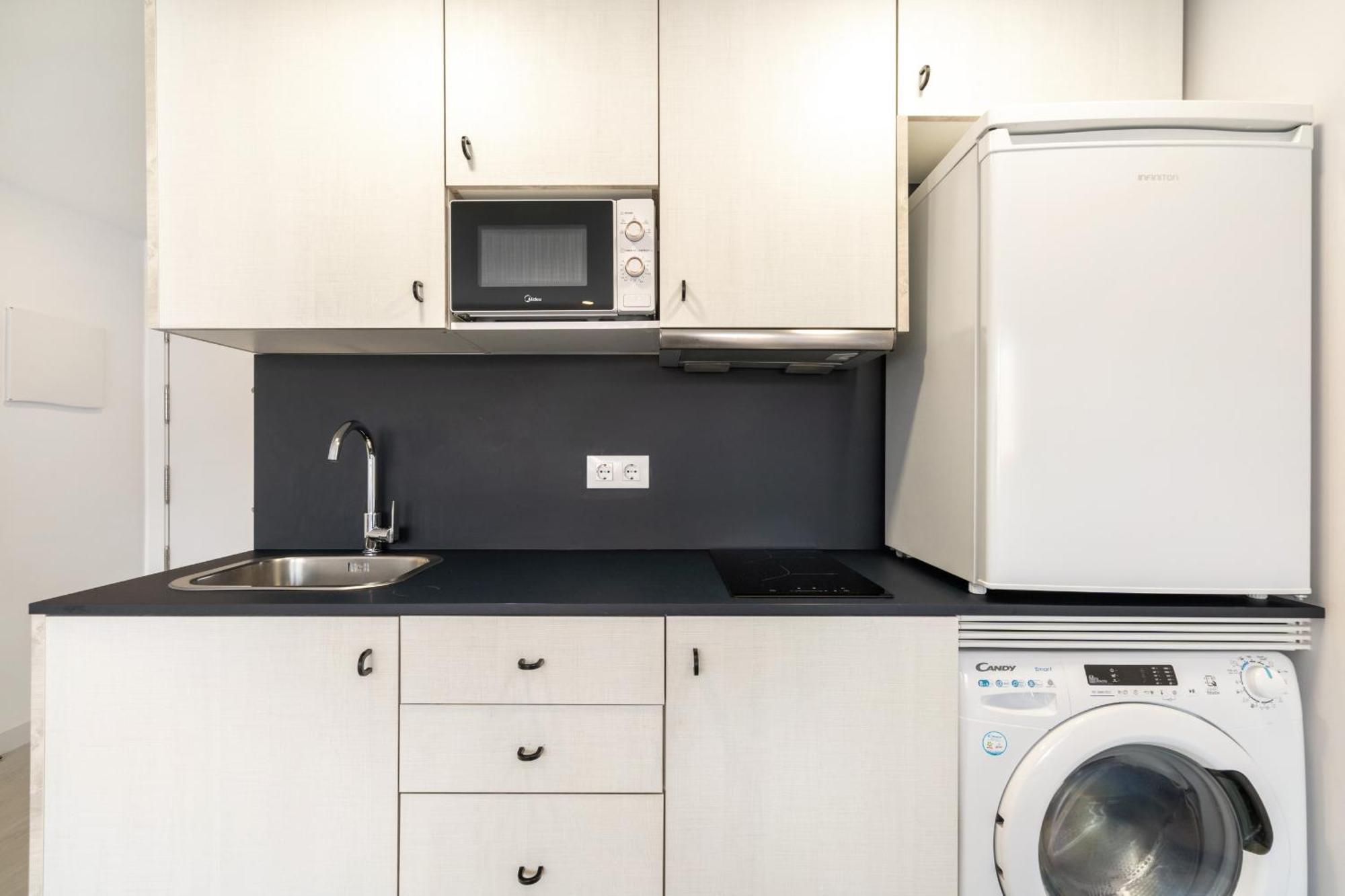 Madriver Apartamentos Reformados Con Parking Gratuito Экстерьер фото