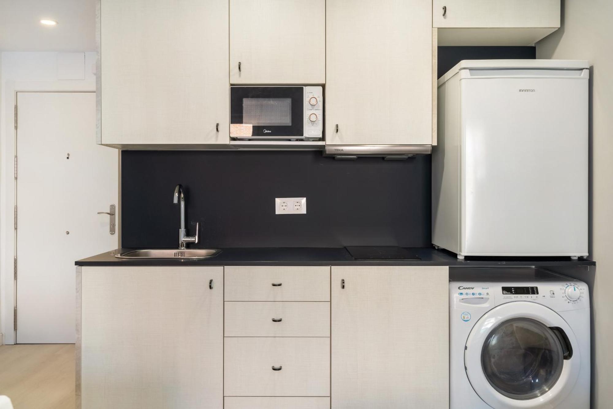 Madriver Apartamentos Reformados Con Parking Gratuito Экстерьер фото