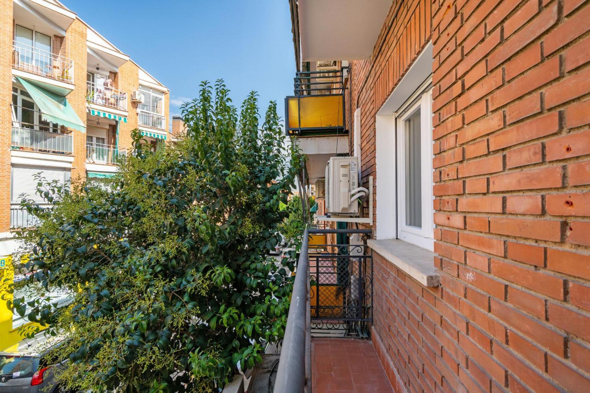 Madriver Apartamentos Reformados Con Parking Gratuito Экстерьер фото